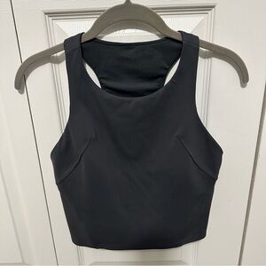 Lululemon Invigorate Training Tank Top in Graphite Grey Size 8 EUC